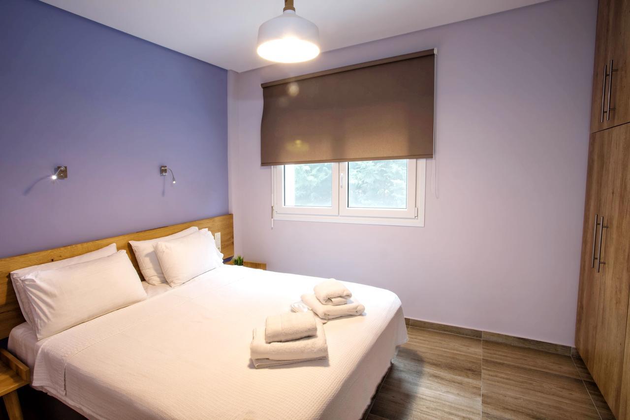 Isalos Suites Néa Péramos Exteriér fotografie