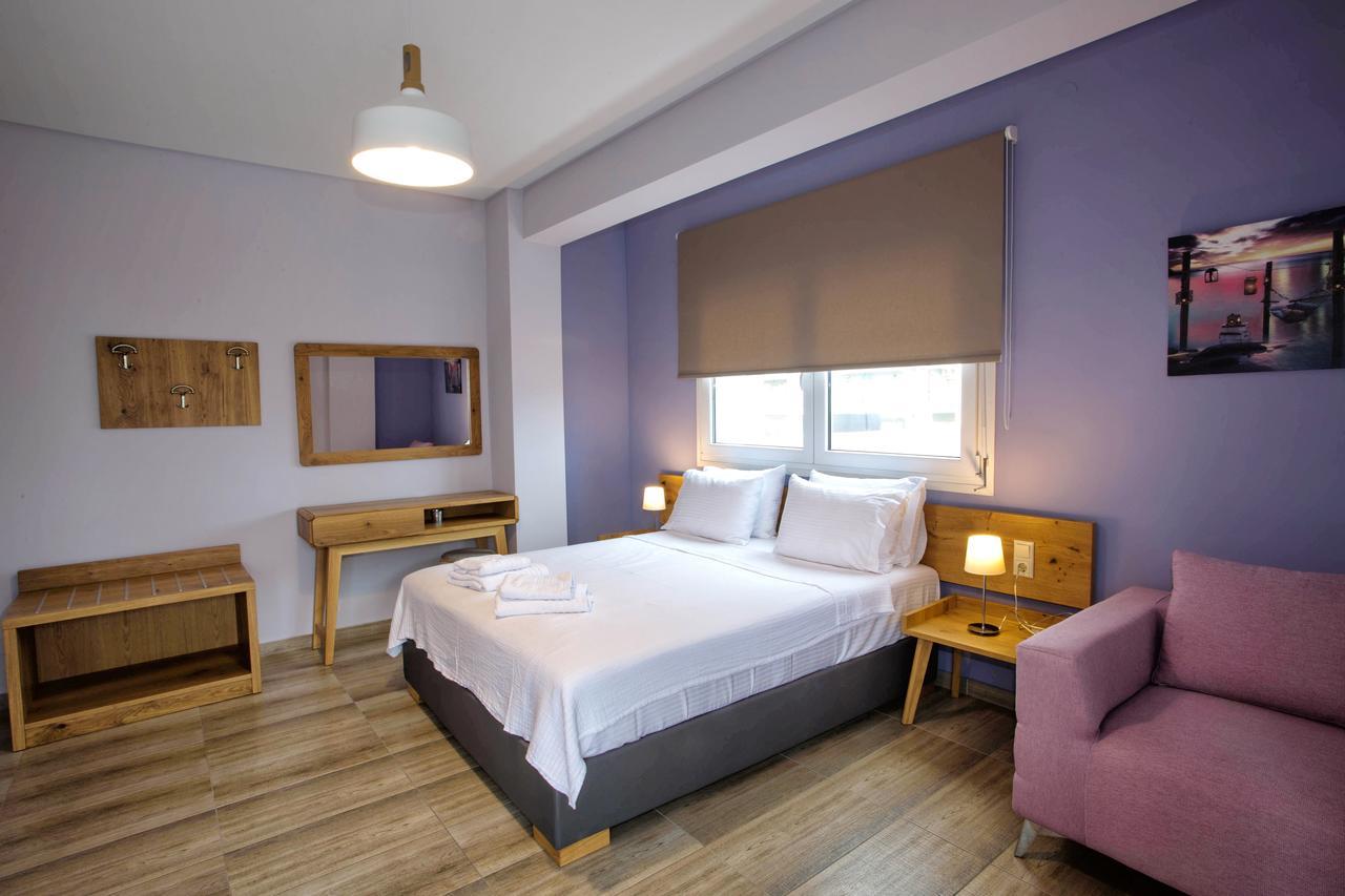 Isalos Suites Néa Péramos Exteriér fotografie